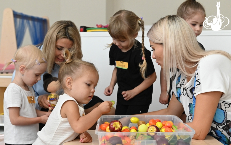 Занятие в учебном классе в Академии