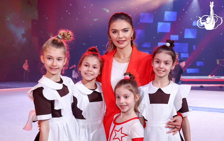 Олимпийская чемпионка Алина Кабаева после генеральной репетиции фестиваля «Алина» - 2025 в Академии единоборств