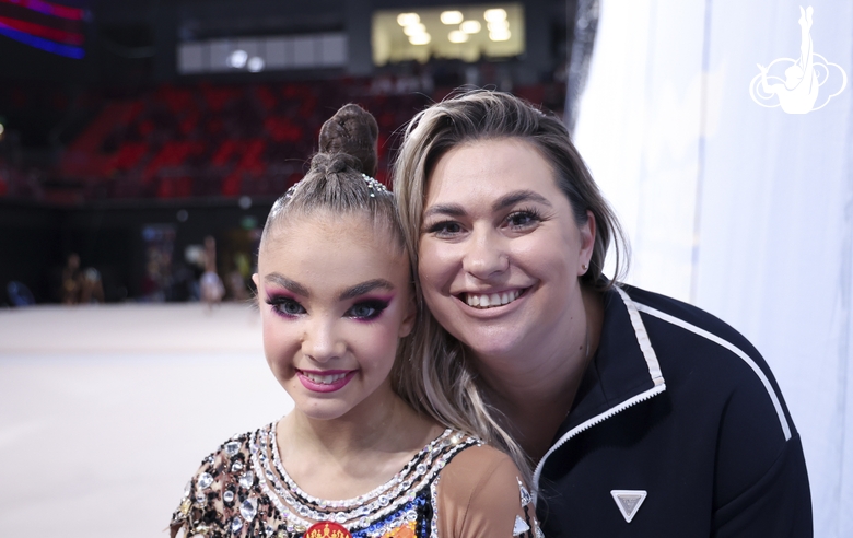 Ксения Савинова вместе с тренером Евгенией Елисеевой