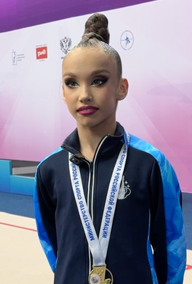«Мы готовились очень упорно!» Вероника Малинина — о победе на всероссийских соревнованиях «Юные гимнастки»