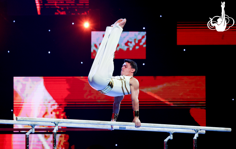 Артур Далалоян в номере «Герои спорта»