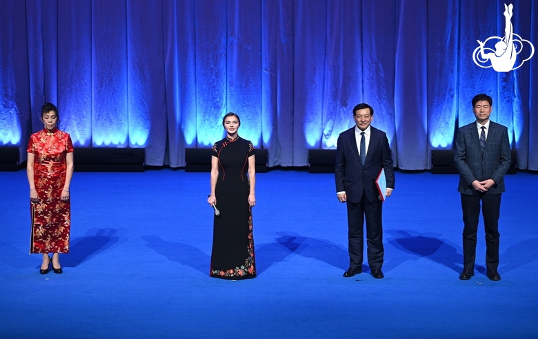 «Мы за настоящий спорт и чистую игру!» Алина Кабаева — на открытии «Небесной грации» — 2023