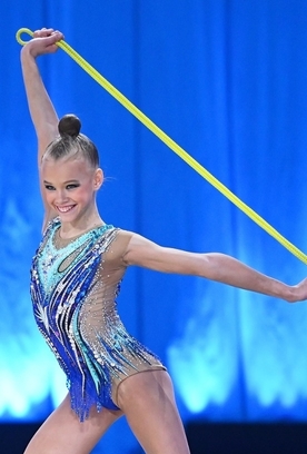 Юниорки Академии выиграли пять медалей в первый соревновательный день «Небесной грации» — 2023