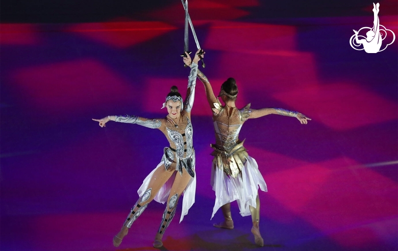 Закрытие турнира. Выступление Дины и Арины Авериных