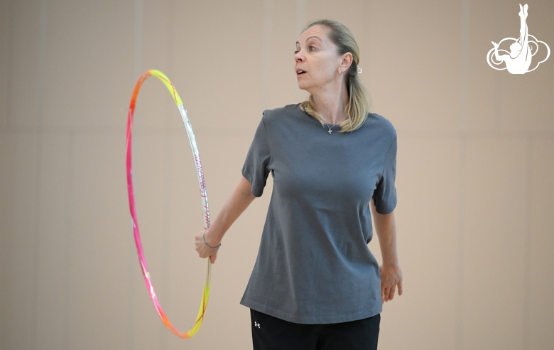 Тренер Оксана Скалдина во время восстановительных сборов в Академии