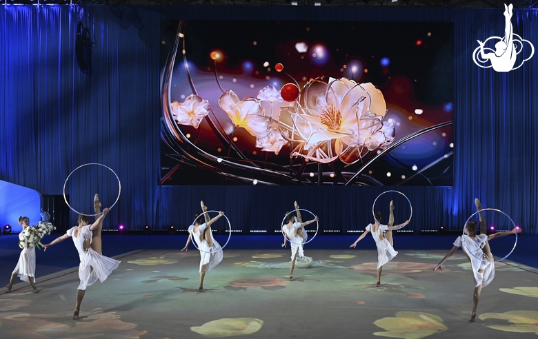 Номер «Жасмин» на гала-концерте