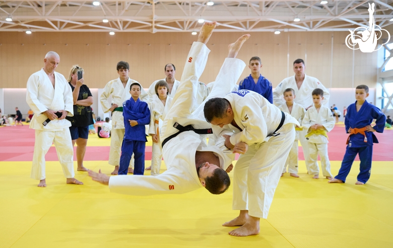 Участники фестиваля дзюдо