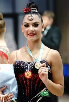 Крамаренко победила на турнире «Небесная грация»