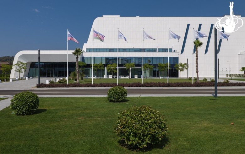 Вид на здание Академии