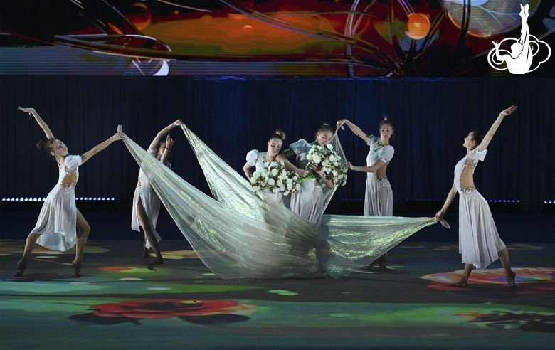 Номер «Жасмин» на гала-концерте