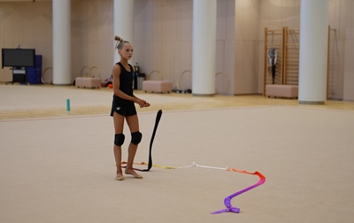 Алина Кабаева и Евгения Елисеева работают с Евой Кононовой над акцентами