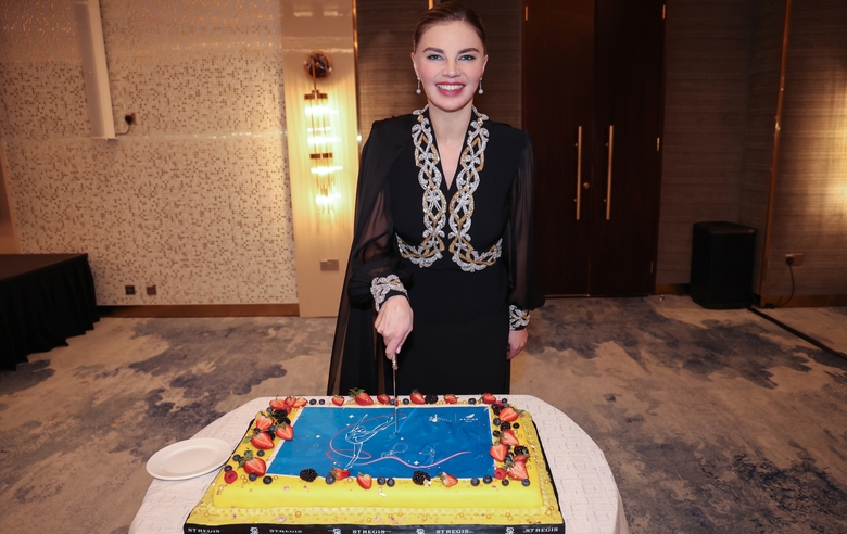 23 ноября 2024. Олимпийская чемпионка Алина Кабаева после церемонии награждения на международном турнире «Кубок "Небесная грация"» в Дохе