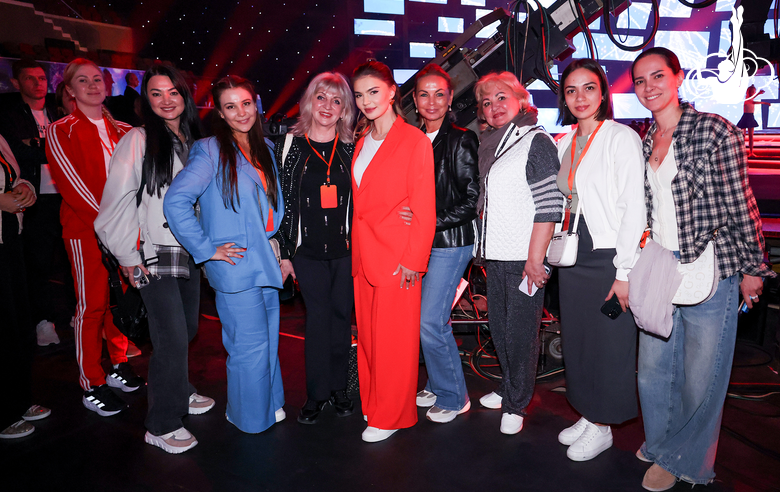 Олимпийская чемпионка Алина Кабаева после генеральной репетиции фестиваля «Алина» - 2025 в Академии единоборств