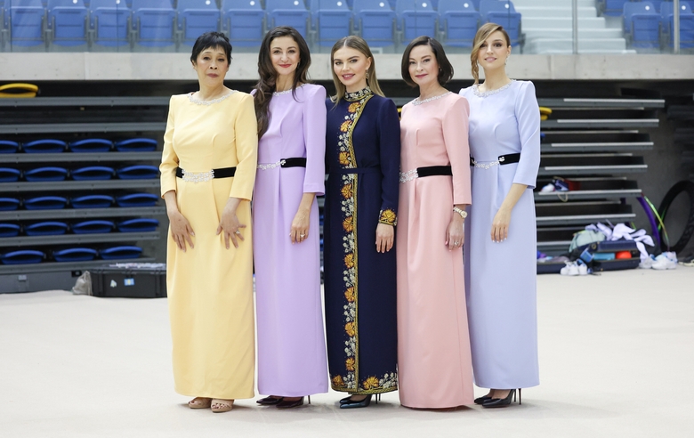 20 ноября 2024. Олимпийская чемпионка Алина Кабаева на церемонии открытия турнира