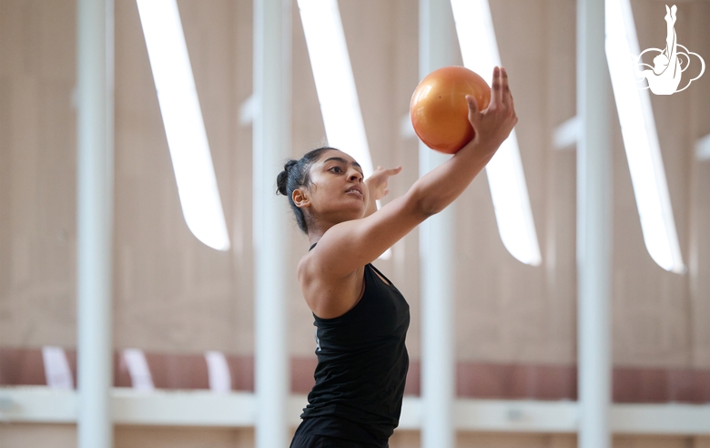 Гимнастка Кимая Карле во время тренировки