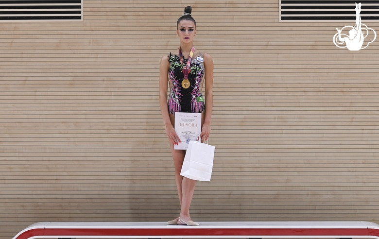 Арина Ткачук (Краснодар), победительница соревнований «Формула победы» по программе мастеров спорта