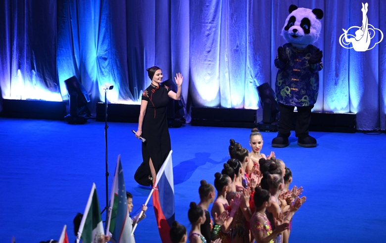 Олимпийская чемпионка Алина Кабаева