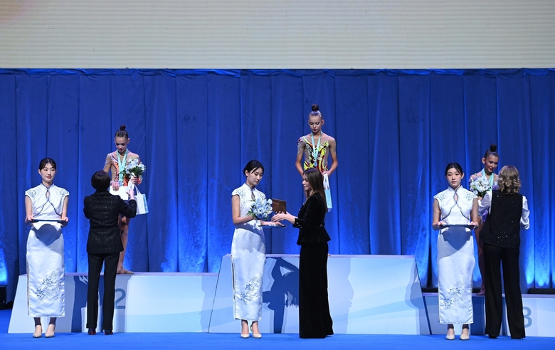 16 декабря 2023 года. Олимпийская чемпионка Алина Кабаева на церемонии награждения