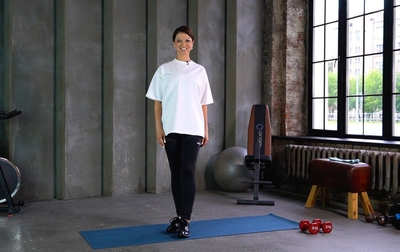 Упражнения для красивой осанки от Яны Батыршиной