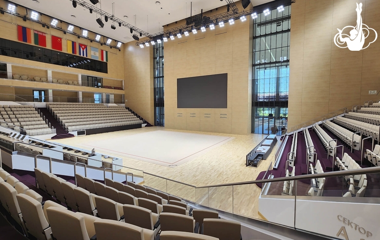 Вид на зал для соревнований в Академии