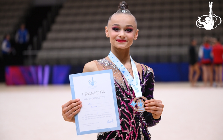 Яна Заикина после церемонии награждения