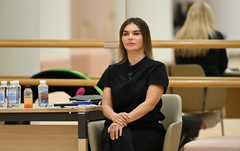 10 сентября 2025 года. Олимпийская чемпионка Алина Кабаева во время тренировки в Академии