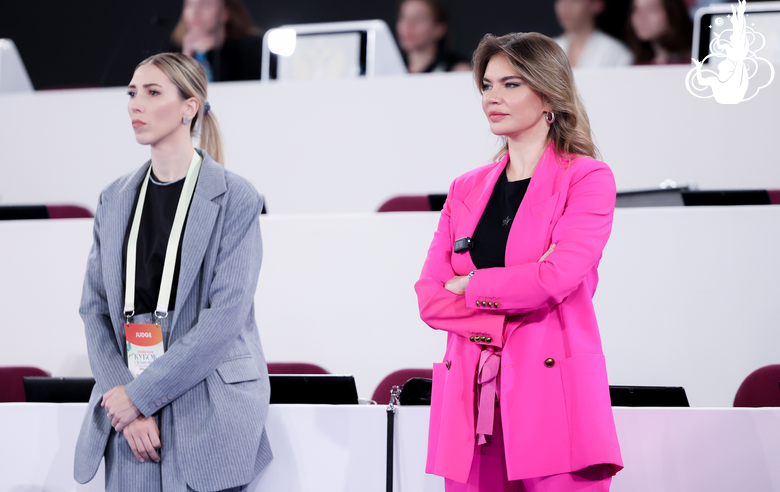 Олимпийская чемпионка Алина Кабаева — на 1-м этапе «Кубка сильнейших»