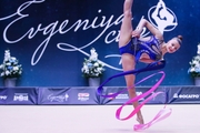 Елизавета Зорькина (Белоруссия) во время упражнения с лентой