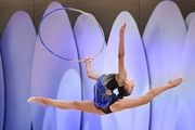 Полина Фролова во время выполнения упражнения с обручем на всероссийском турнире «Кубок "Небесная грация"»