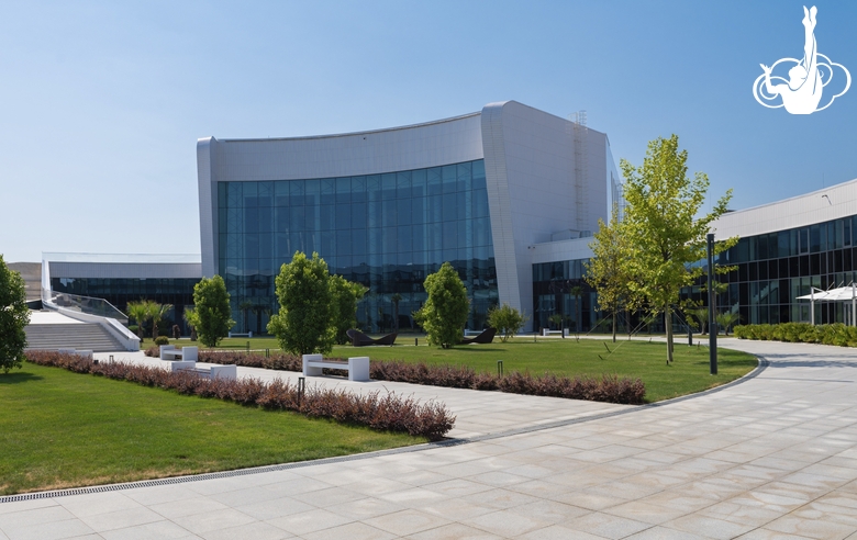 Внутренняя территория Академии