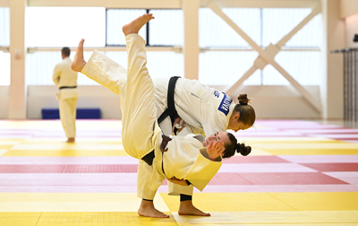 В Академии единоборств стартовали сборы под руководством тренера Вячеслава Шишкина