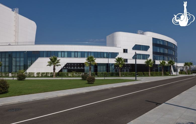 Вид на здание Академии