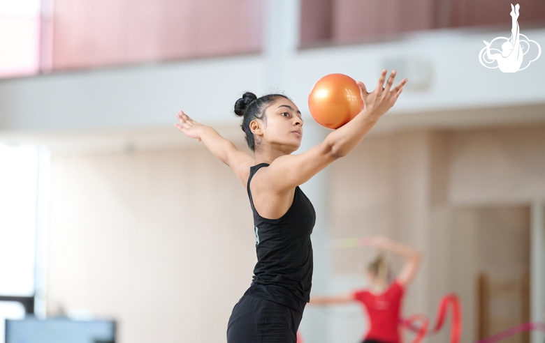 Гимнастка Кимая Карле во время тренировки