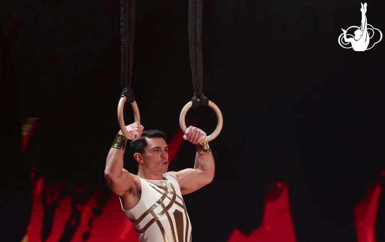 Олимпийский чемпион Артур Далалоян в номере «Герои спорта»