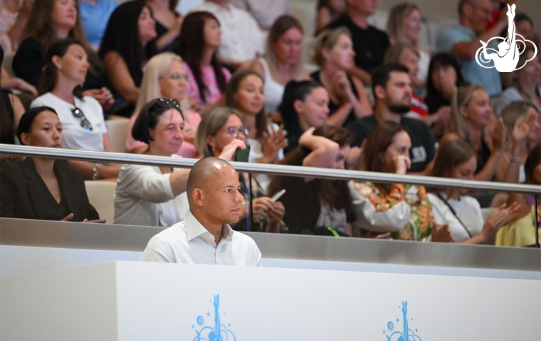 Зрители во время отчетного концерта