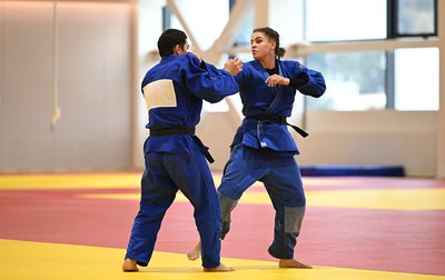 Участницы сборов рассказали о планах и условиях тренировок в Академии единоборств