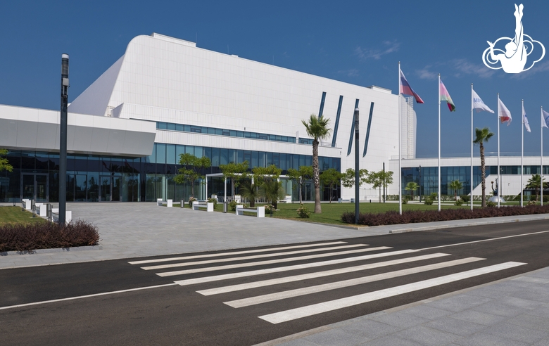 Вид на здание Академии