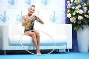 София Ильтерякова после выполнения упражнения с обручем на всероссийском турнире «Кубок "Небесная грация"»