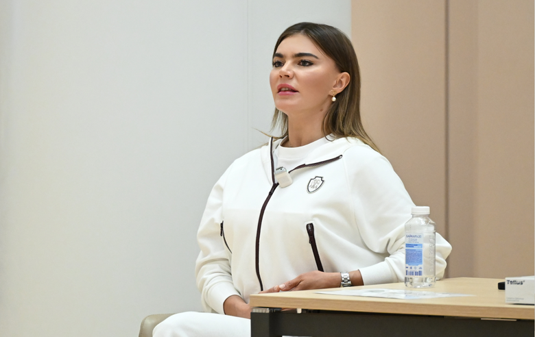 9 сентября 2025 года. Олимпийская чемпионка Алина Кабаева во время тренировки в Академии