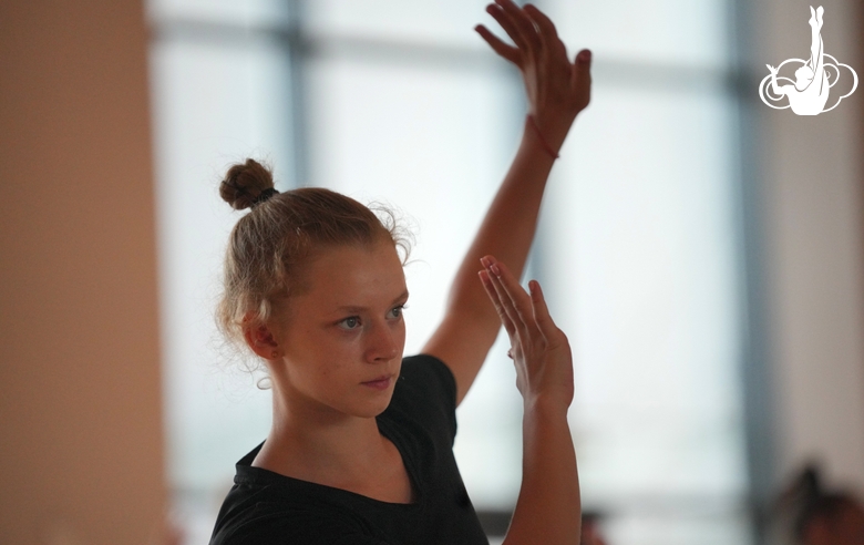 Глафира Моржухина во время мастер-класса Театра Аллы Духовой TODES