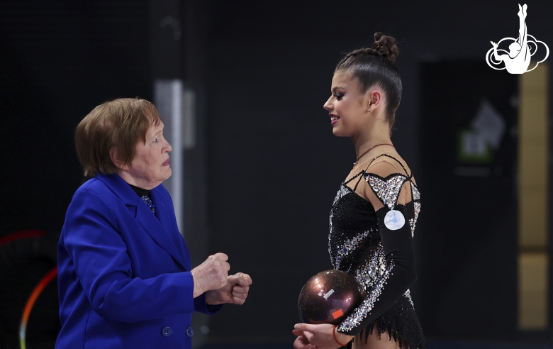 Каролина Тарасова вместе с психологом Евгенией Кузьминовой