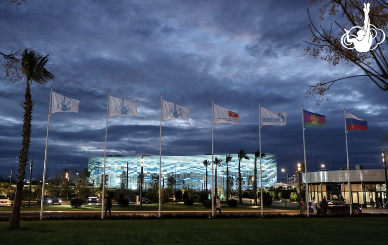 Территория Академии снаружи