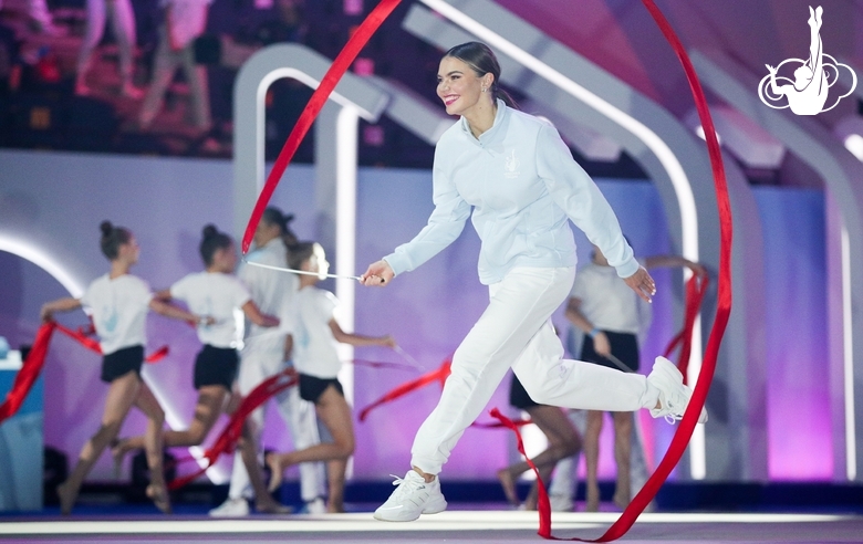 Алина Кабаева: «Небесная грация» — фундамент прошлого и трамплин для прыжка в будущее»