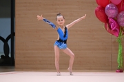 Юная гимнастка на турнире «мАлинка»