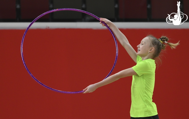 Гимнастка из Белгорода во время тренировки в Академии единоборств