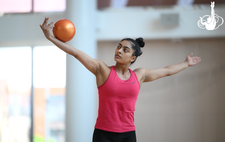 Гимнастка Кимая Карле во время тренировки